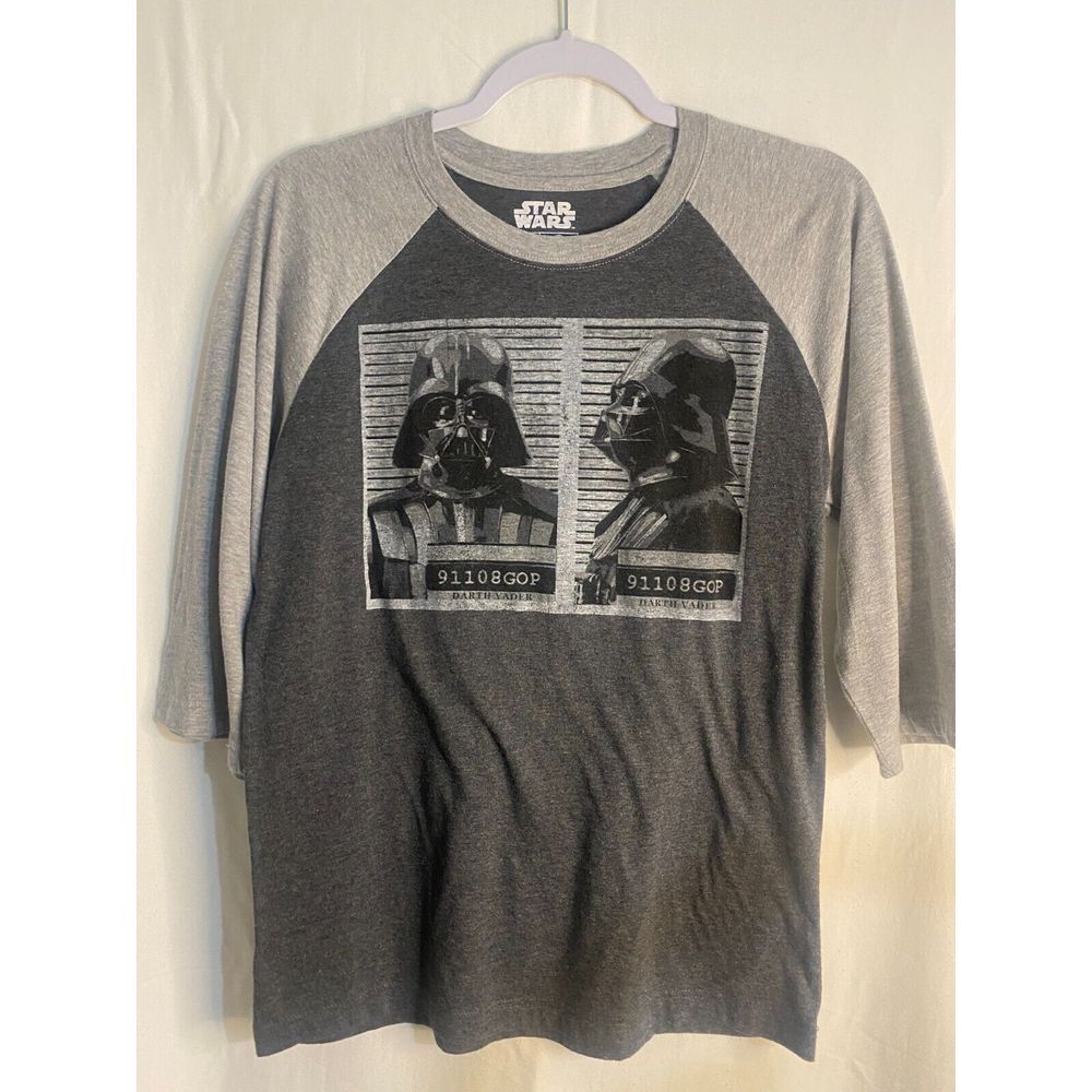 Star‎ Wars Shirt Men's Small Black Darth Vader Graphic Tee Short Sleeve